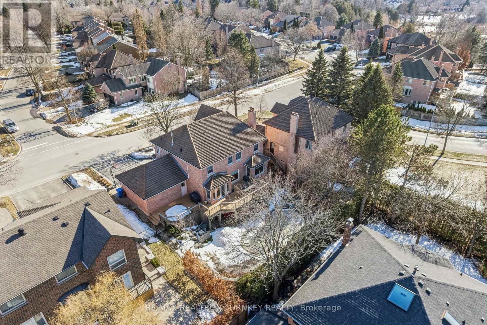 22 Trillium Drive, Aurora, Ontario  L4G 5X9 - Photo 36 - N12871372