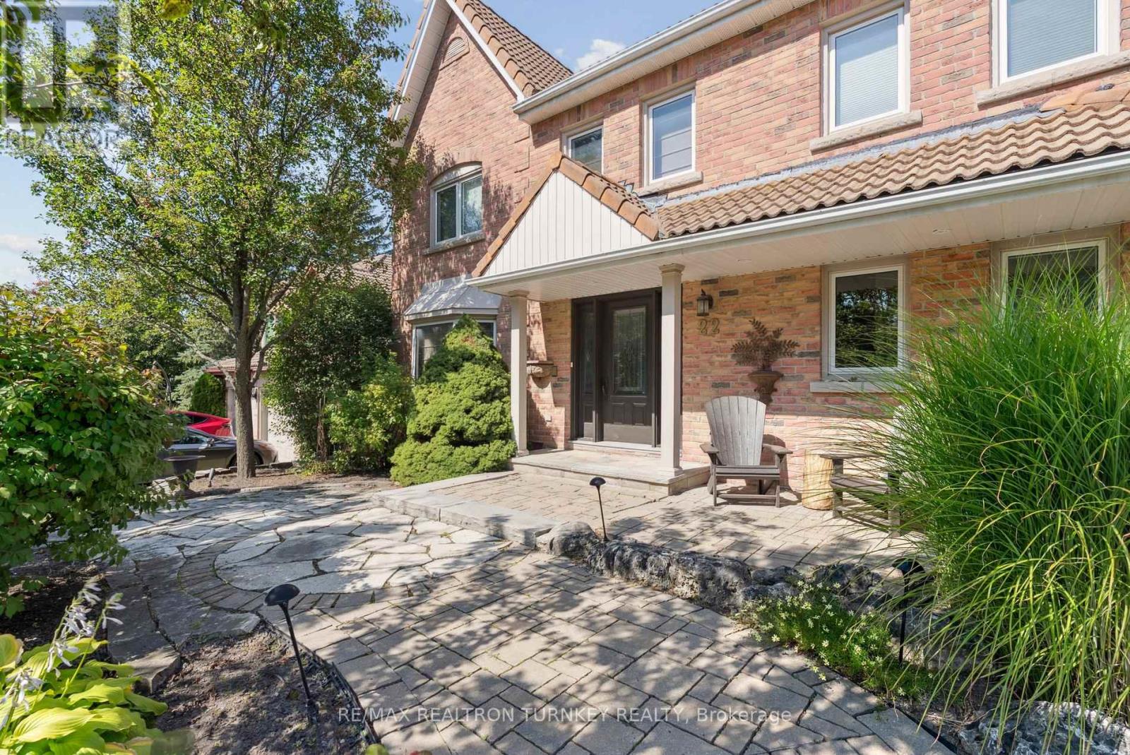 22 Trillium Drive, Aurora, Ontario  L4G 5X9 - Photo 37 - N12871372