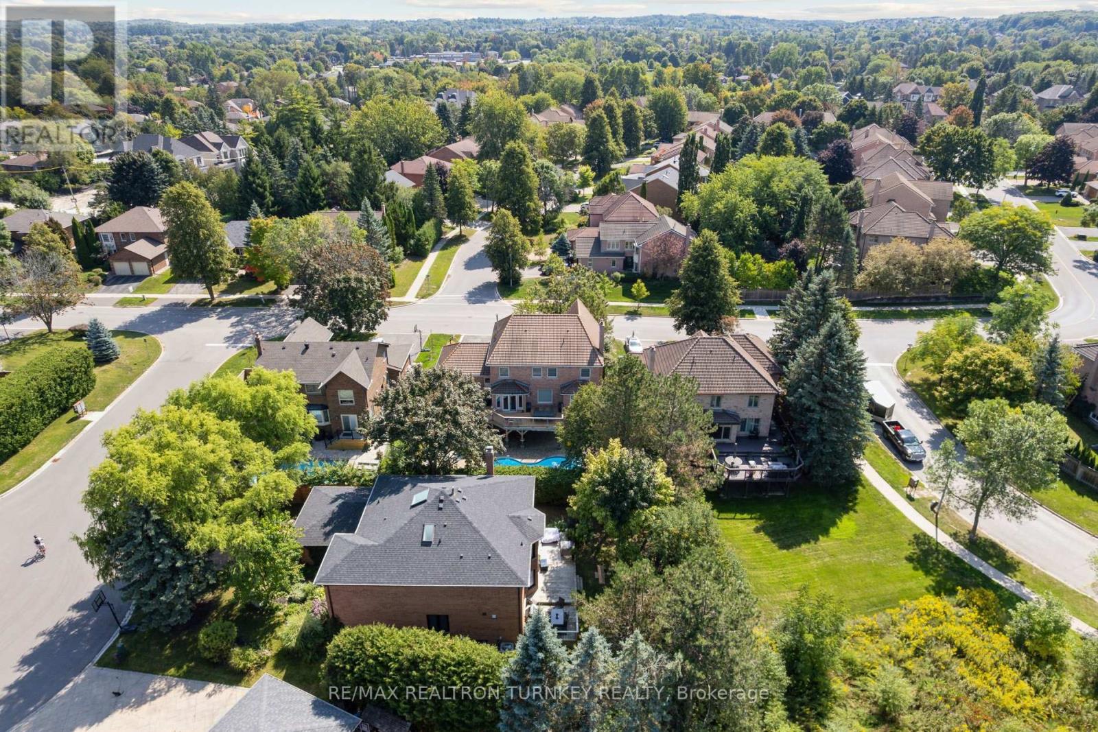 22 Trillium Drive, Aurora, Ontario  L4G 5X9 - Photo 49 - N12871372