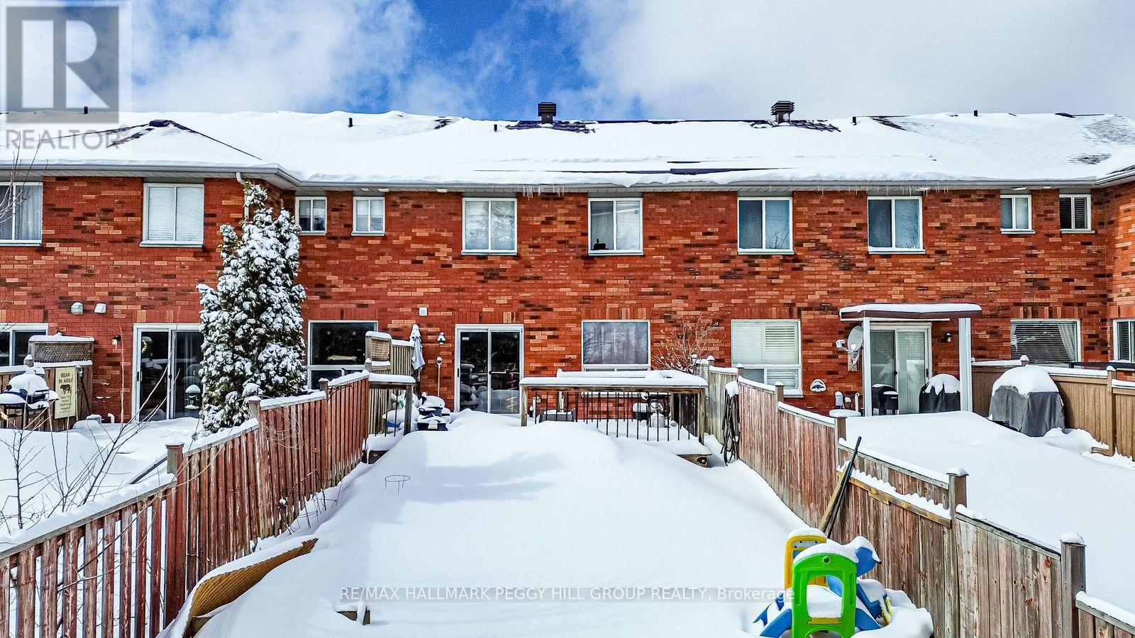 15 Huitema Court, Barrie, Ontario  L4N 9P9 - Photo 2 - S12902606