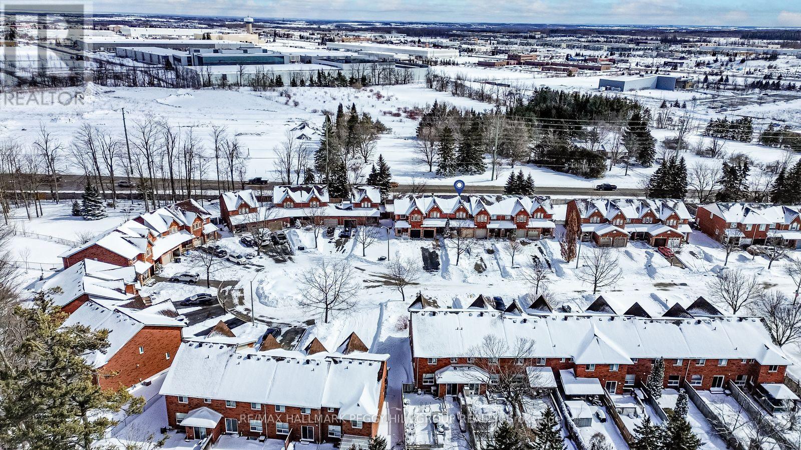 15 Huitema Court, Barrie, Ontario  L4N 9P9 - Photo 3 - S12902606