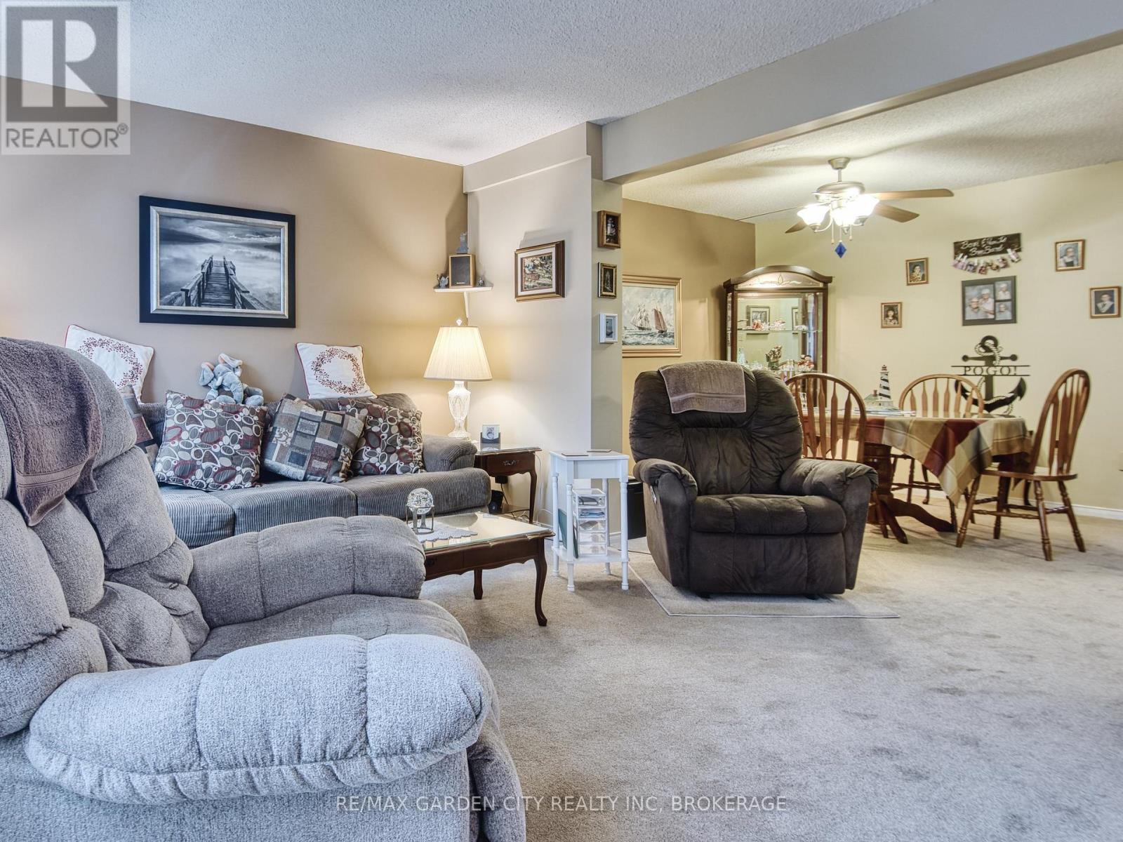 19 - 1155 Paramount Drive, Hamilton, Ontario  L8J 2N3 - Photo 20 - X12902512