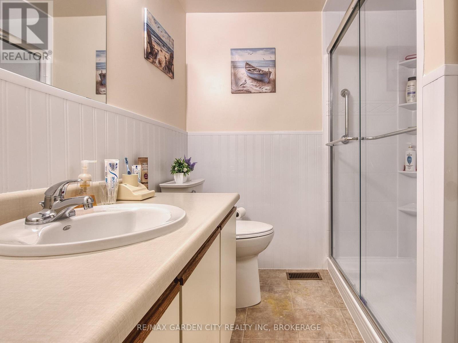 19 - 1155 Paramount Drive, Hamilton, Ontario  L8J 2N3 - Photo 38 - X12902512