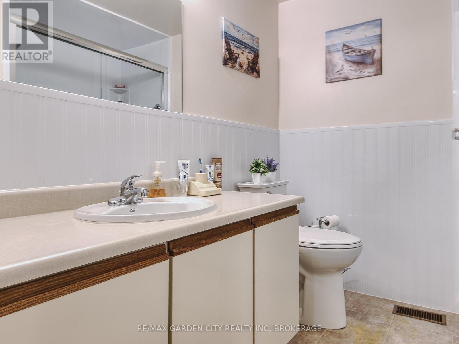 19 - 1155 Paramount Drive, Hamilton, Ontario  L8J 2N3 - Photo 39 - X12902512