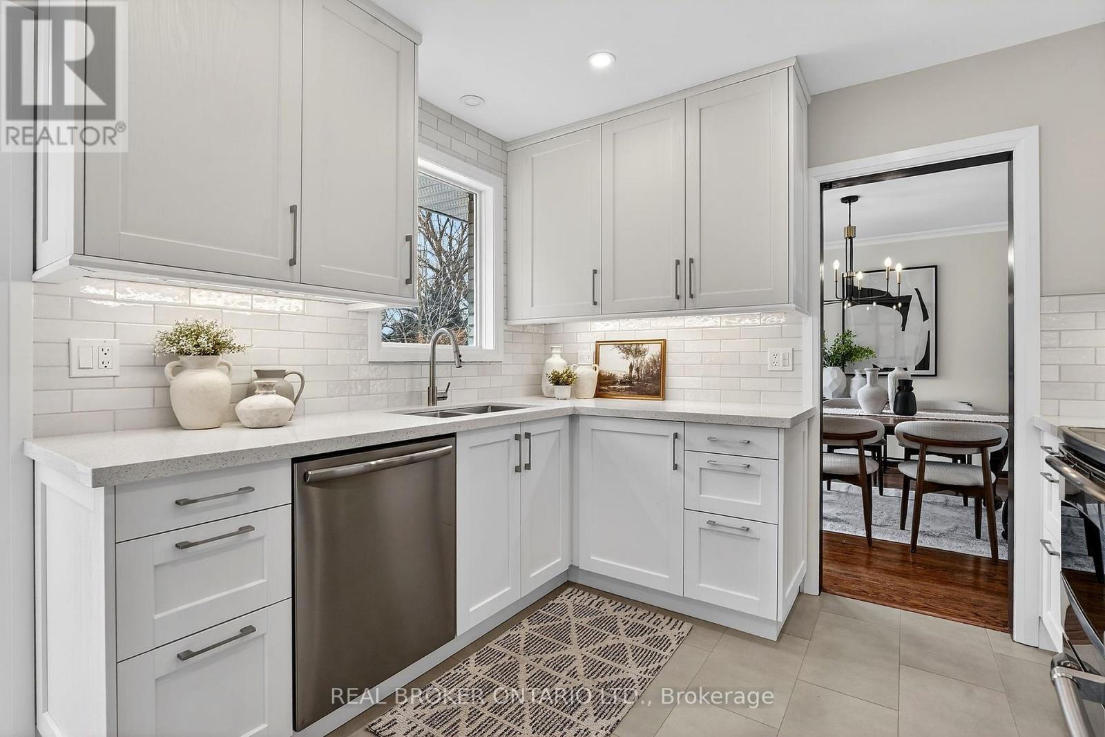 1269 Royal York Road, Toronto, Ontario  M9A 4C4 - Photo 15 - W12902492