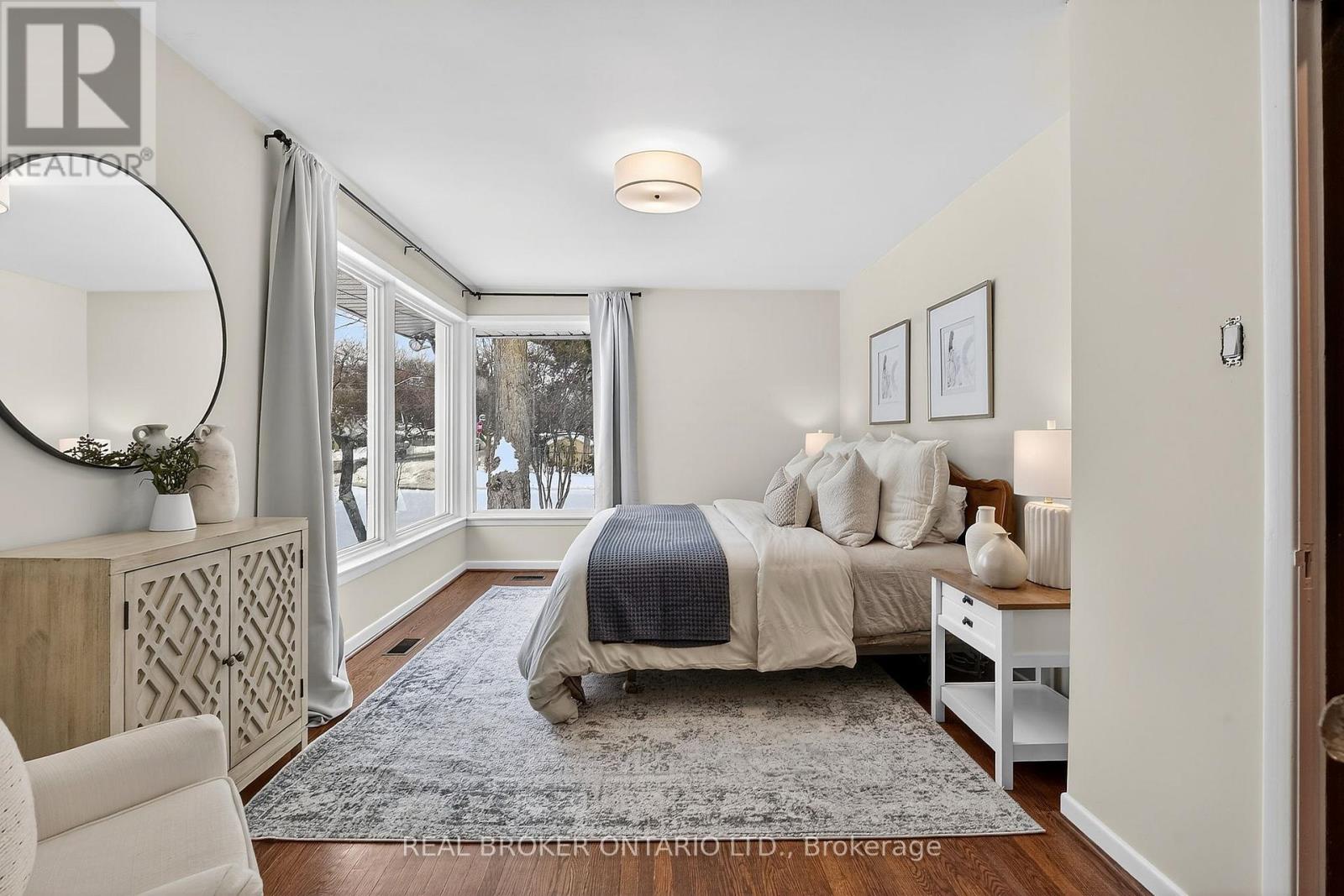 1269 Royal York Road, Toronto, Ontario  M9A 4C4 - Photo 21 - W12902492