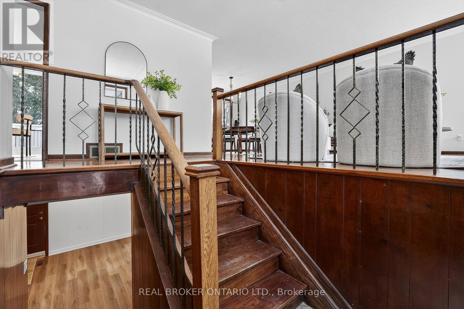 1269 Royal York Road, Toronto, Ontario  M9A 4C4 - Photo 34 - W12902492