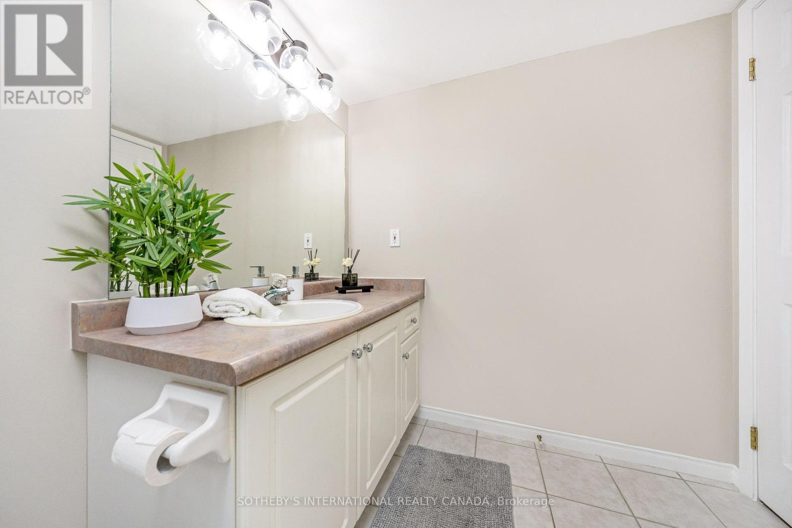 410 - 3499 Upper Middle Road, Burlington, Ontario L7M 4M7 - Photo 18 - W12902514