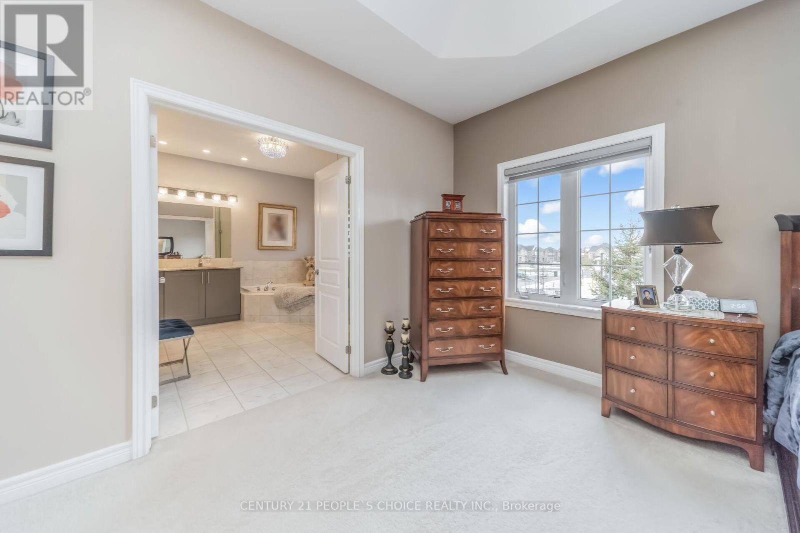 28 Truro Circle, Brampton, Ontario  L7A 4E5 - Photo 25 - W12902532