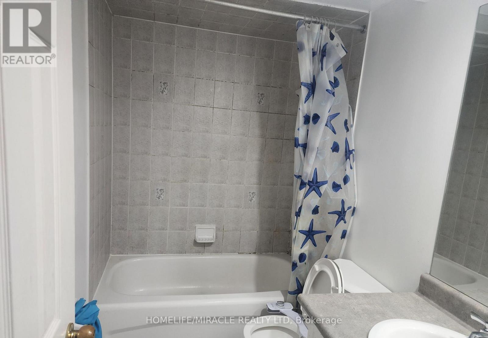 Basement - 59 Rollingwood Drive, Brampton, Ontario  L6Y 5R1 - Photo 4 - W12902534