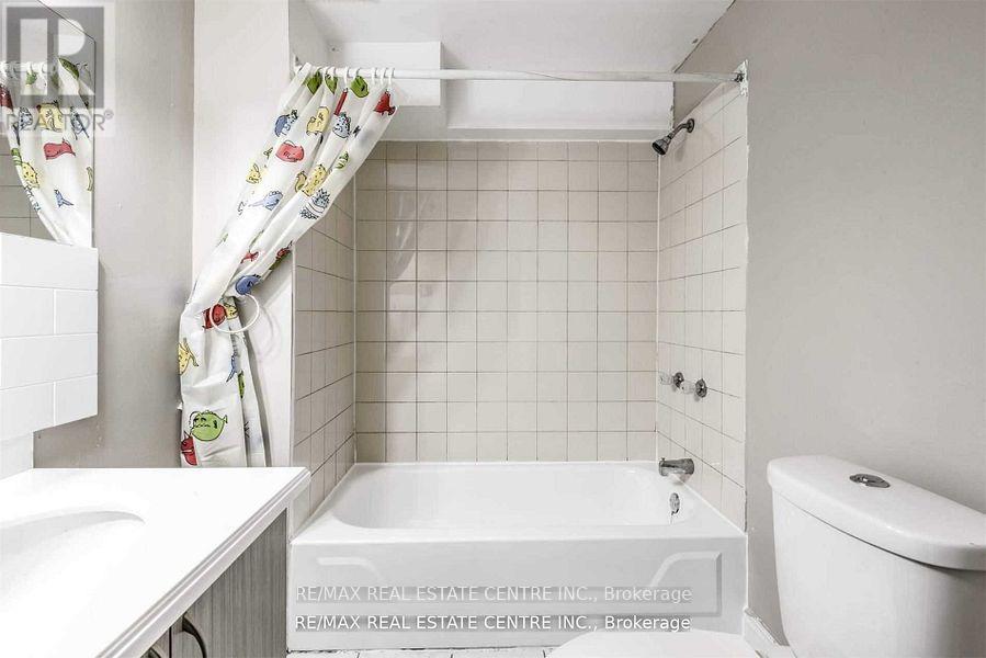 Lower - 83 Autumn Boulevard, Brampton, Ontario  L6T 2W1 - Photo 10 - W12902538