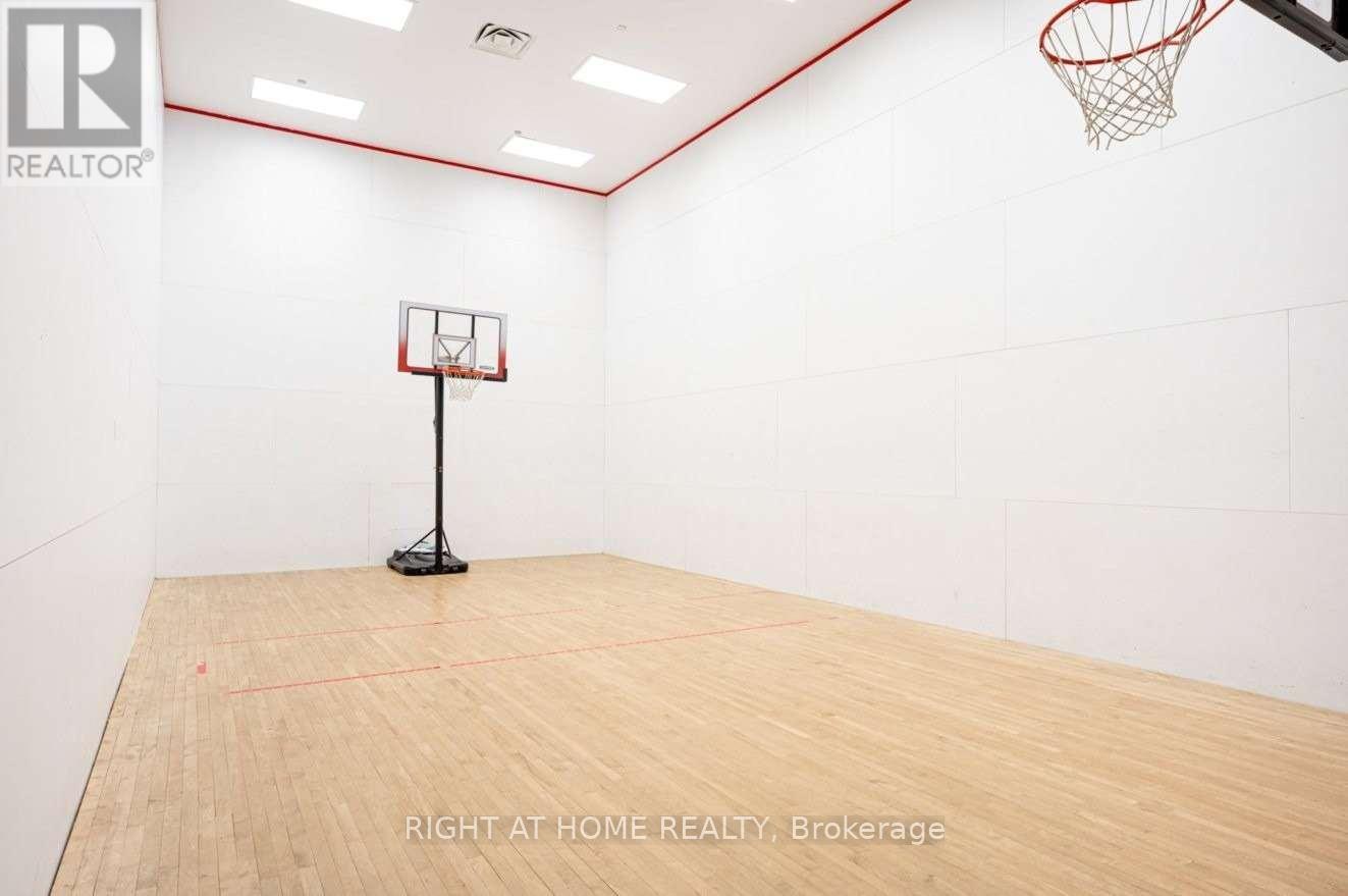 1010 - 330 Rathburn Road W, Mississauga, Ontario  L5B 3Y2 - Photo 29 - W12902542