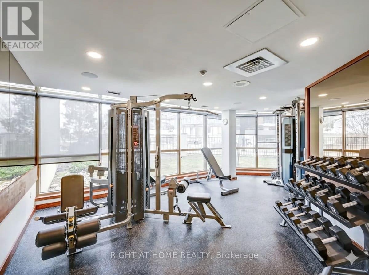 1010 - 330 Rathburn Road W, Mississauga, Ontario  L5B 3Y2 - Photo 33 - W12902542