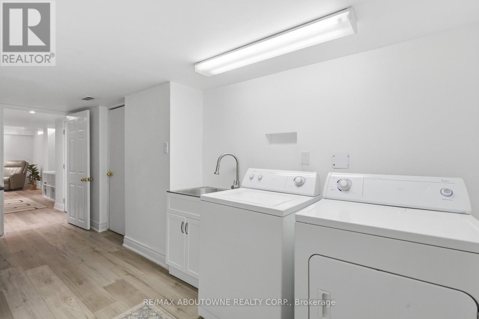 5655 Adele Road, Burlington, Ontario  L7L 6X2 - Photo 38 - W12902604