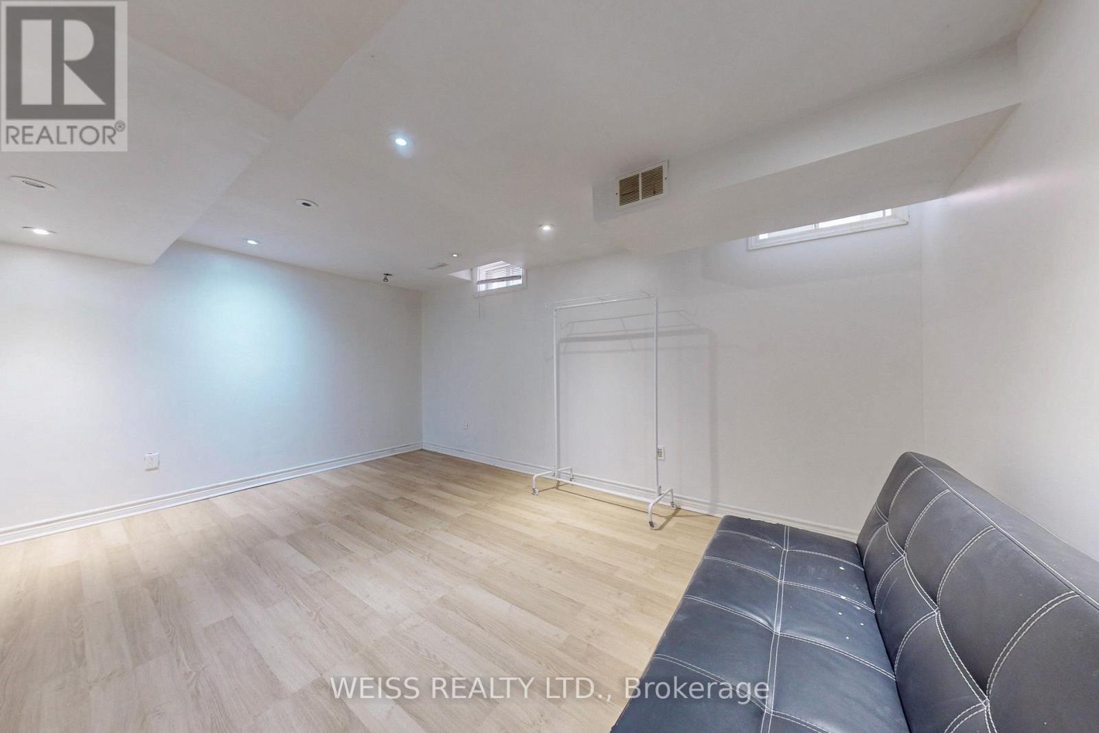 69 Wooliston Crescent, Brampton, Ontario  L6Y 4J4 - Photo 40 - W12902624