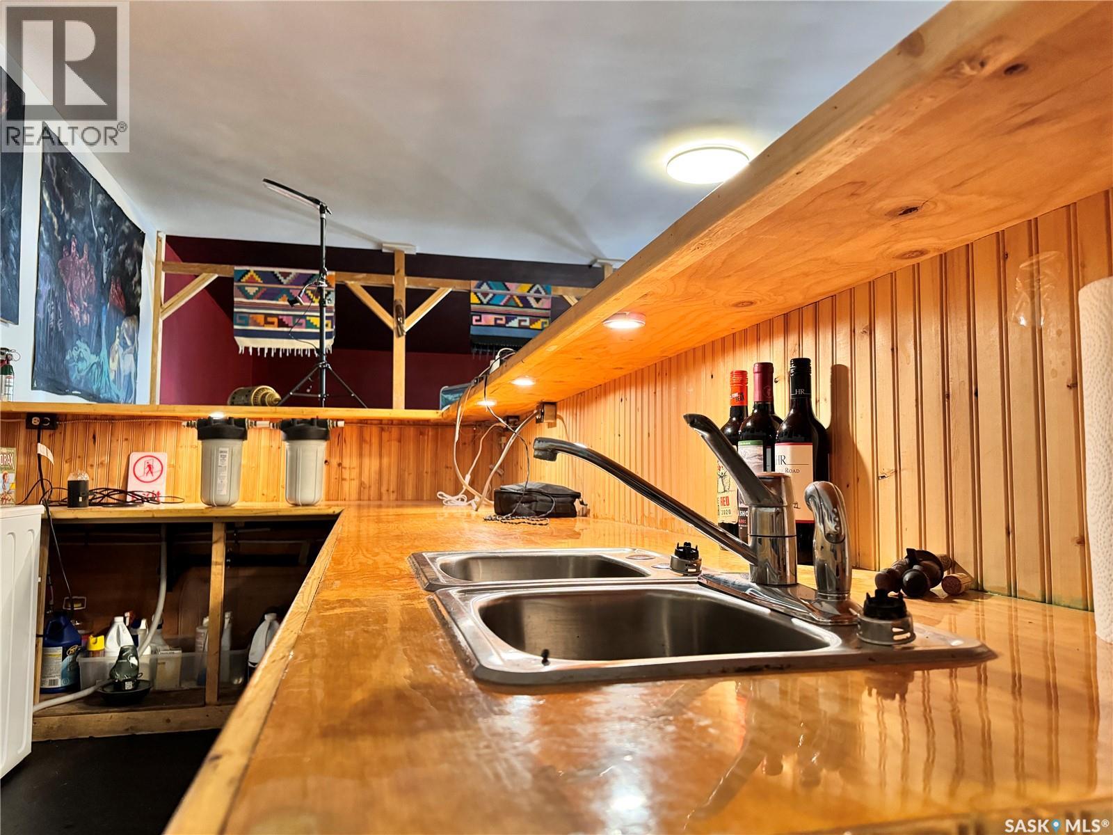 205-207 Main Street, Lintlaw, Saskatchewan  S0A 2H0 - Photo 12 - SK016026