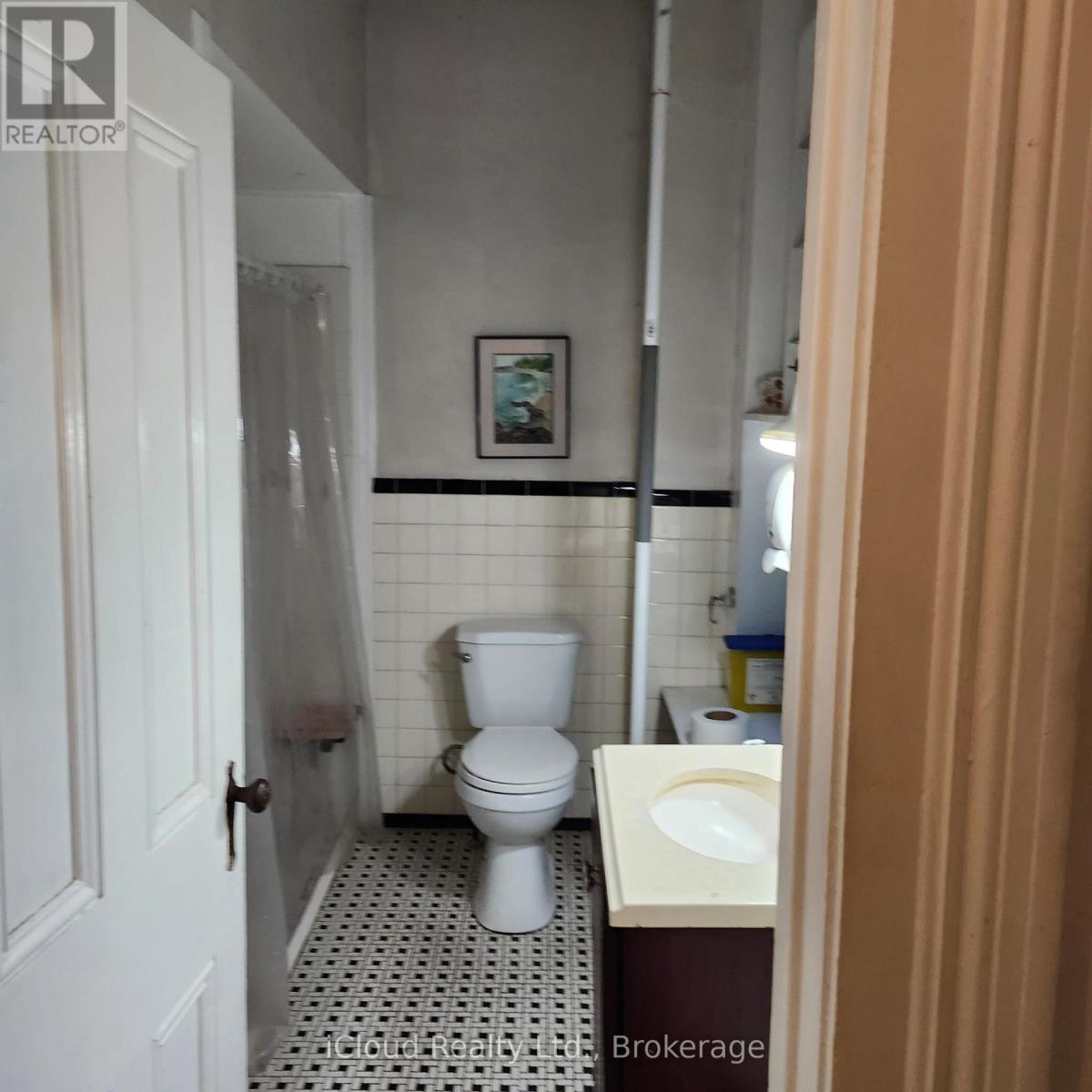 19 Bridge Street W, Greater Napanee, Ontario  K7R 2C2 - Photo 9 - X12902526