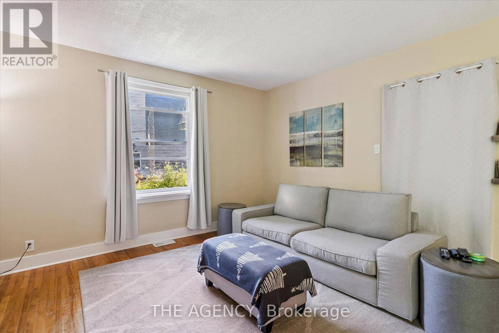 31 Brunel Road, Huntsville, Ontario  P1H 1P4 - Photo 10 - X12902586