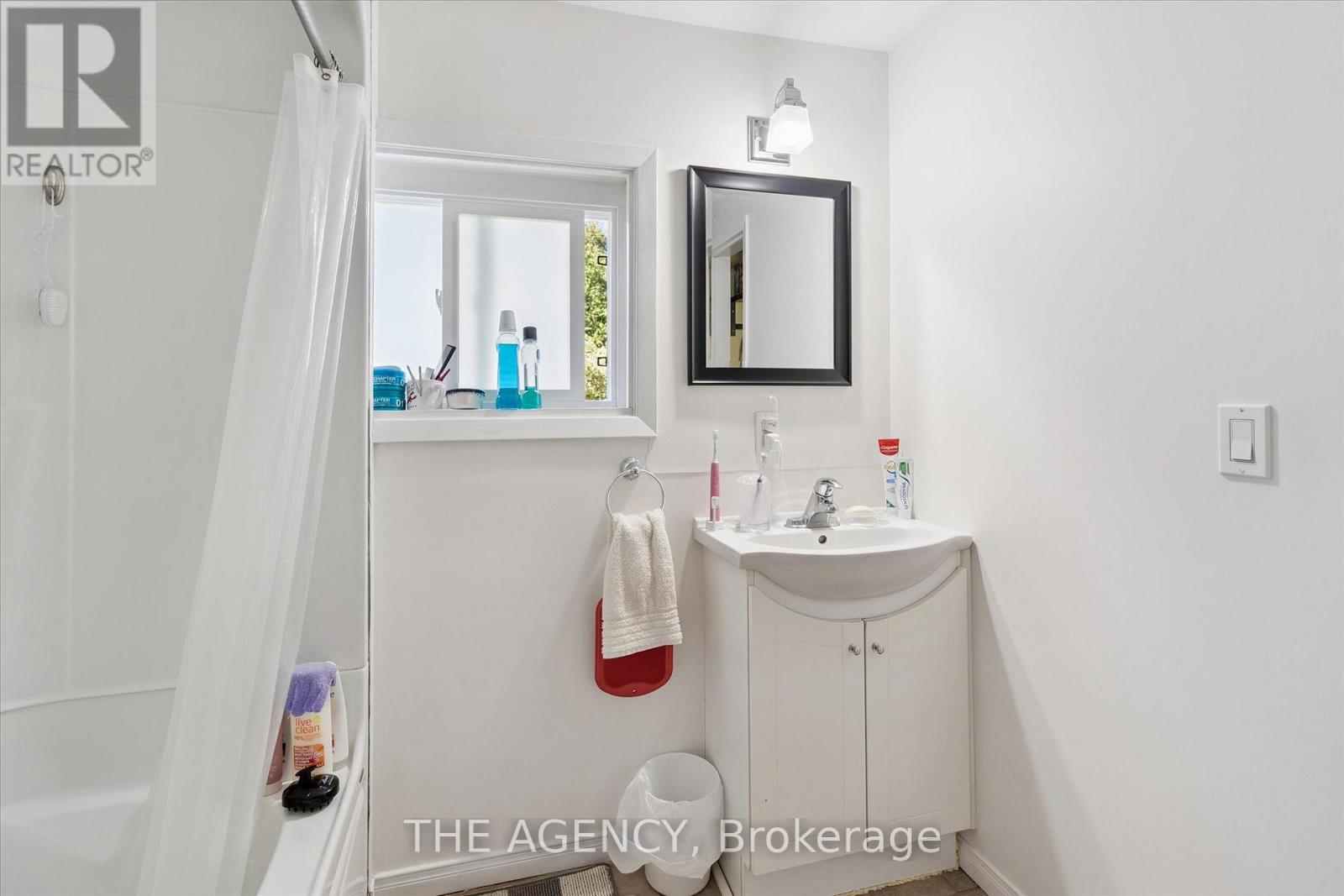 31 Brunel Road, Huntsville, Ontario  P1H 1P4 - Photo 13 - X12902586