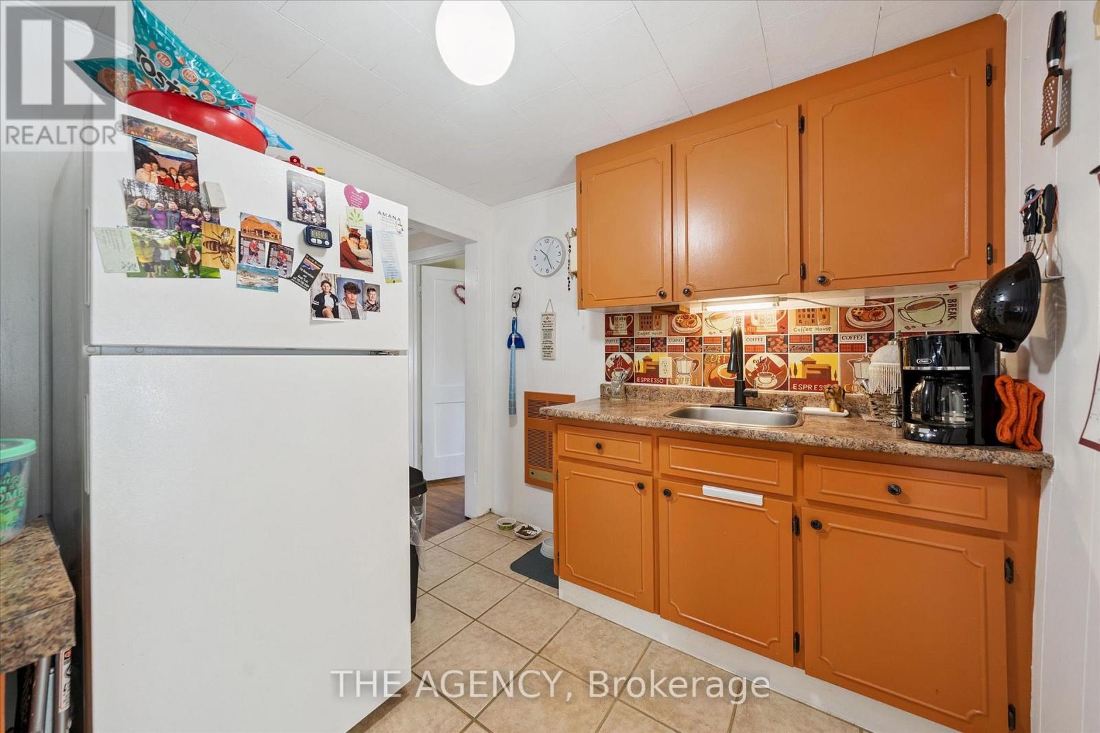 31 Brunel Road, Huntsville, Ontario  P1H 1P4 - Photo 17 - X12902586