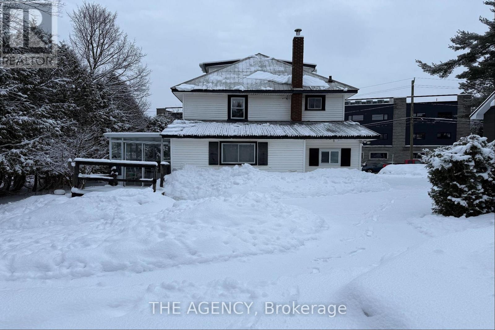 31 Brunel Road, Huntsville, Ontario  P1H 1P4 - Photo 30 - X12902586