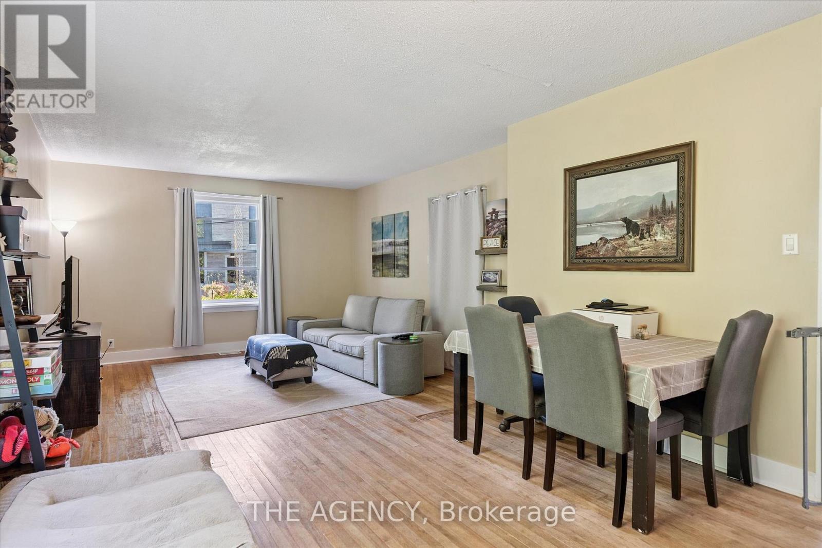 31 Brunel Road, Huntsville, Ontario  P1H 1P4 - Photo 8 - X12902586