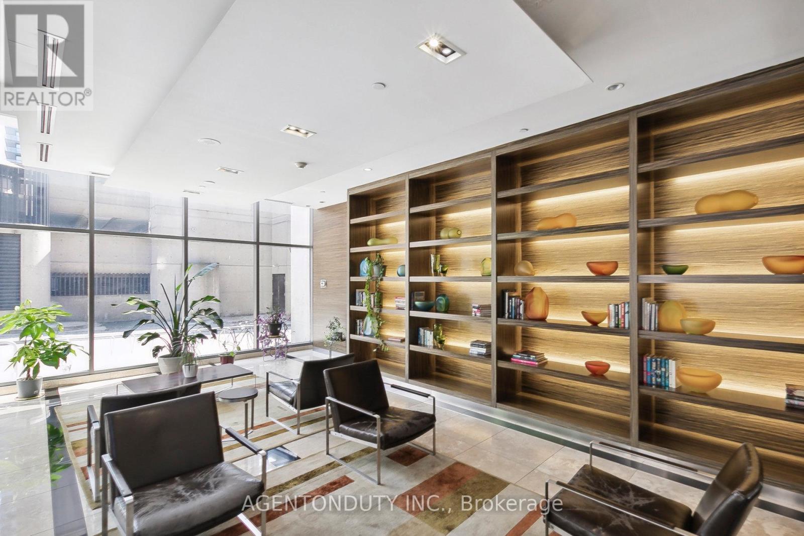 2507 - 37 Grosvenor Street, Toronto, Ontario  M4Y 3G5 - Photo 18 - C12901656