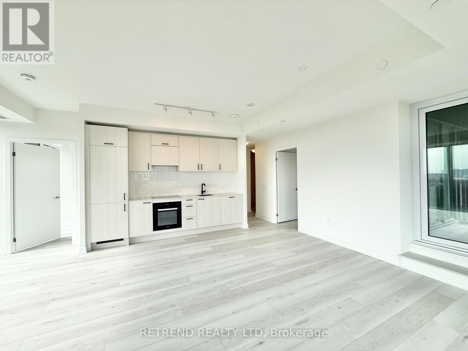 609 - 5 Quarrington Lane, Toronto, Ontario  M3C 0S5 - Photo 4 - C12901680