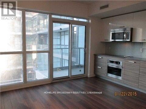 513 - 210 Simcoe Street, Toronto, Ontario M5T 0A9 - Photo 2 - C12901686
