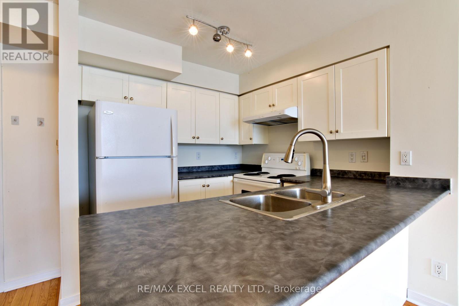 410 - 19 Northern Heights Drive, Richmond Hill (Langstaff), Ontario  L4S 4B4 - Photo 12 - N12901672