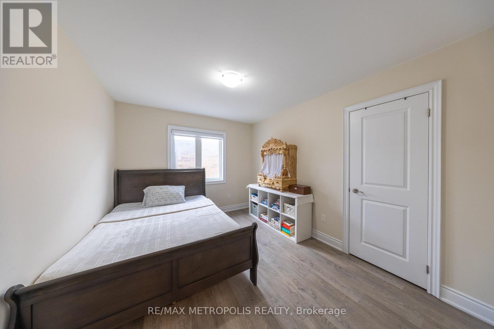 91 Kennedy Boulevard, New Tecumseth, Ontario  L9R 0T3 - Photo 27 - N12901674