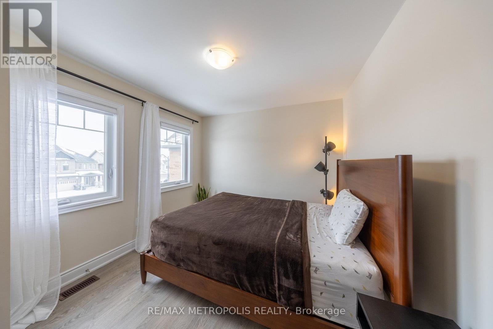 91 Kennedy Boulevard, New Tecumseth, Ontario  L9R 0T3 - Photo 28 - N12901674