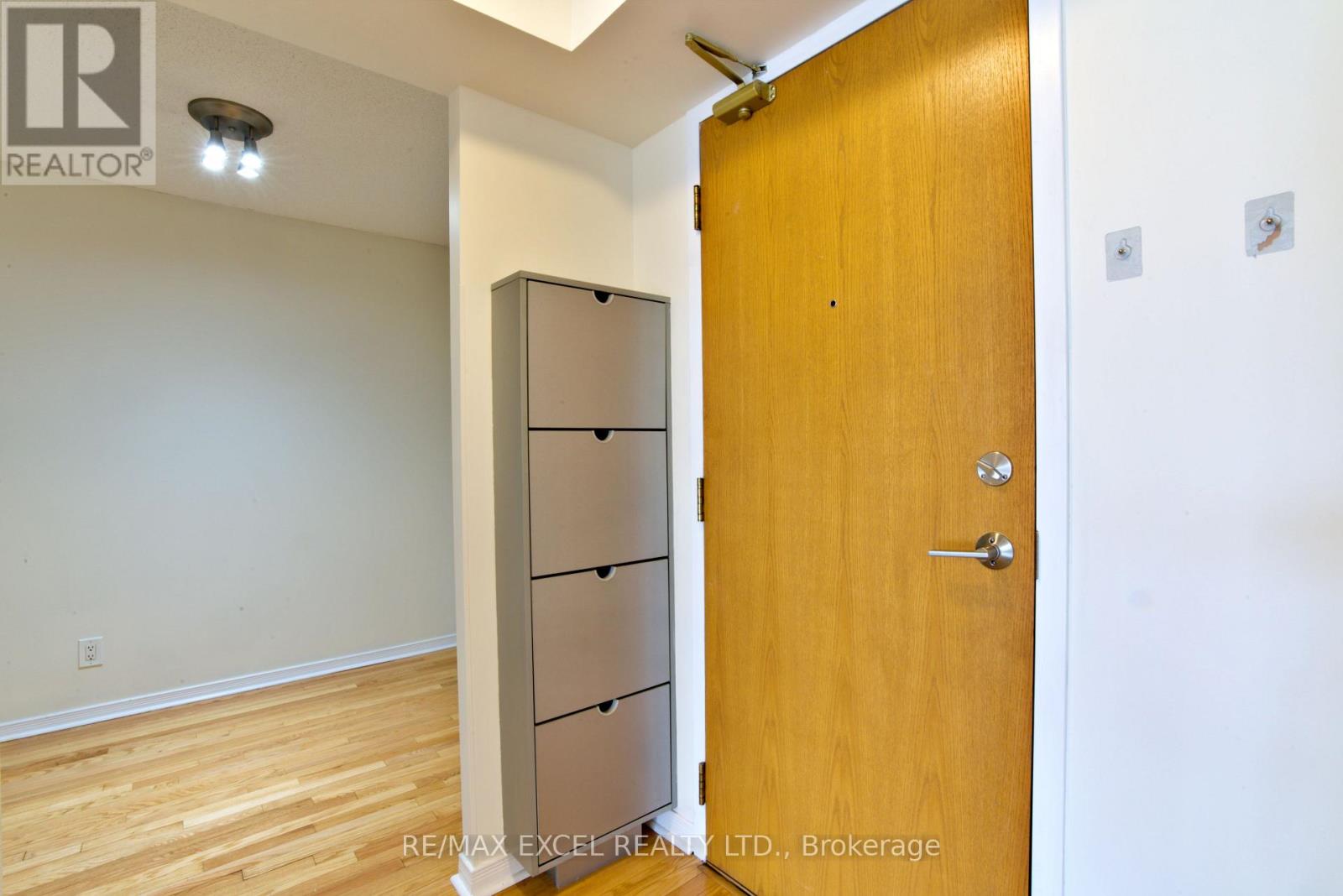 410 - 19 Northern Heights Drive, Richmond Hill (Langstaff), Ontario  L4S 4B4 - Photo 5 - N12901672