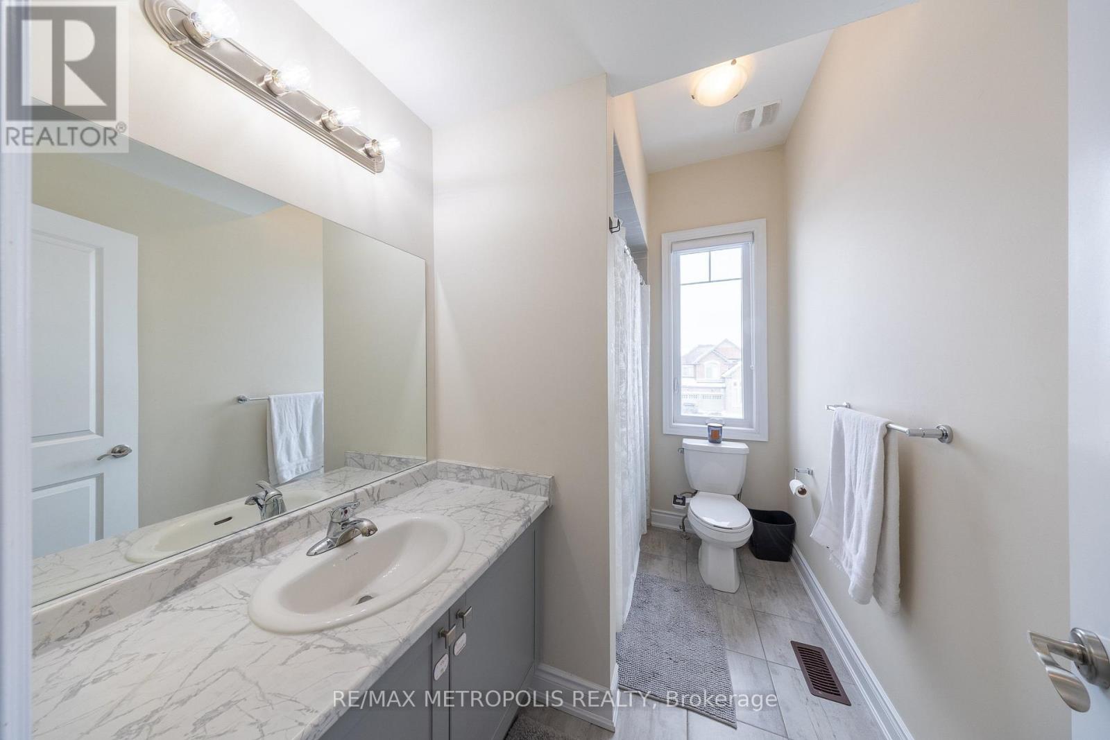 91 Kennedy Boulevard, New Tecumseth, Ontario  L9R 0T3 - Photo 29 - N12901674