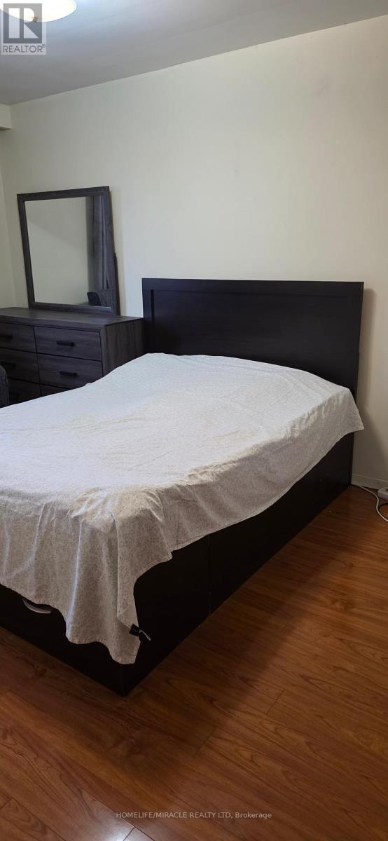 Main - 3172 Weston Road, Toronto, Ontario  M9M 2T6 - Photo 6 - W12901660