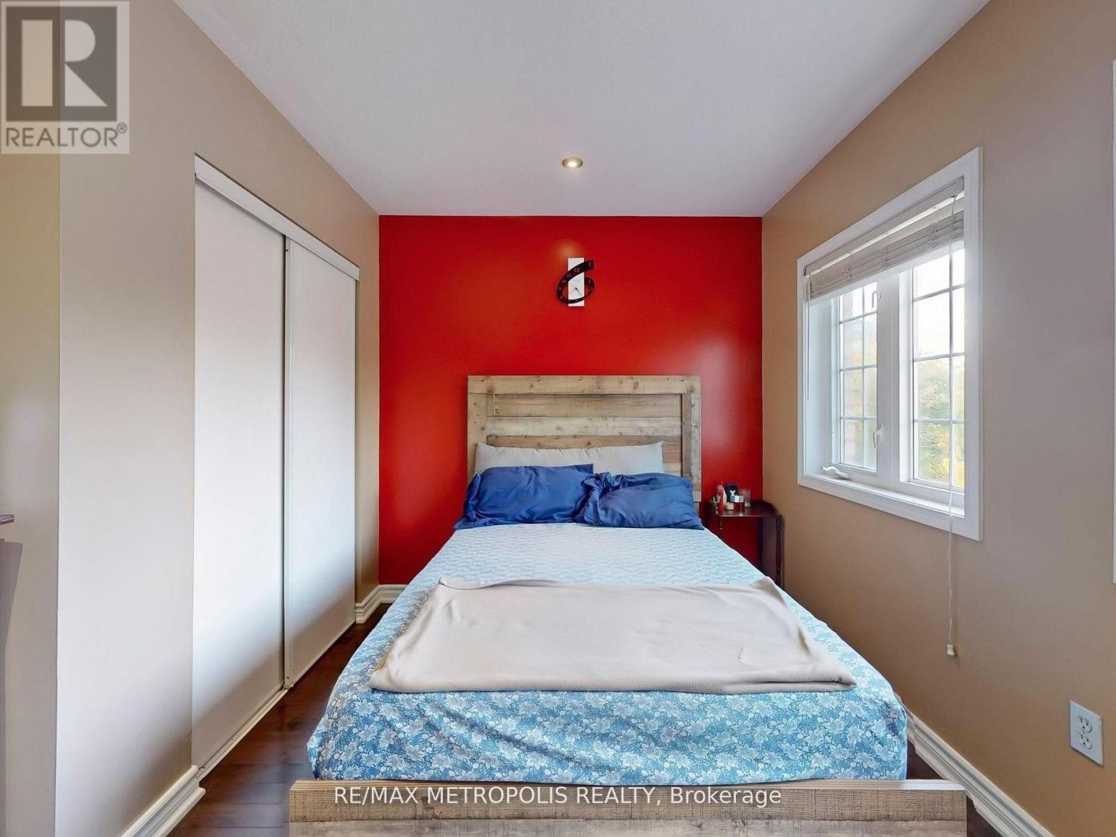 Main - 922 Tambourine Terrace, Mississauga, Ontario  L5W 1S4 - Photo 23 - W12901678