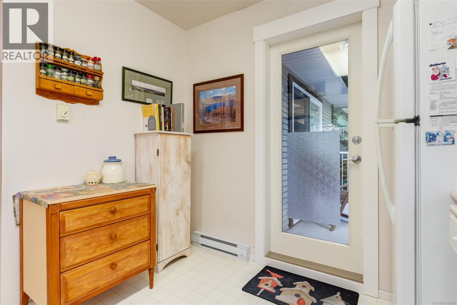 201 440 Schley Pl, Qualicum Beach, British Columbia  V9K 2M5 - Photo 13 - 1028999