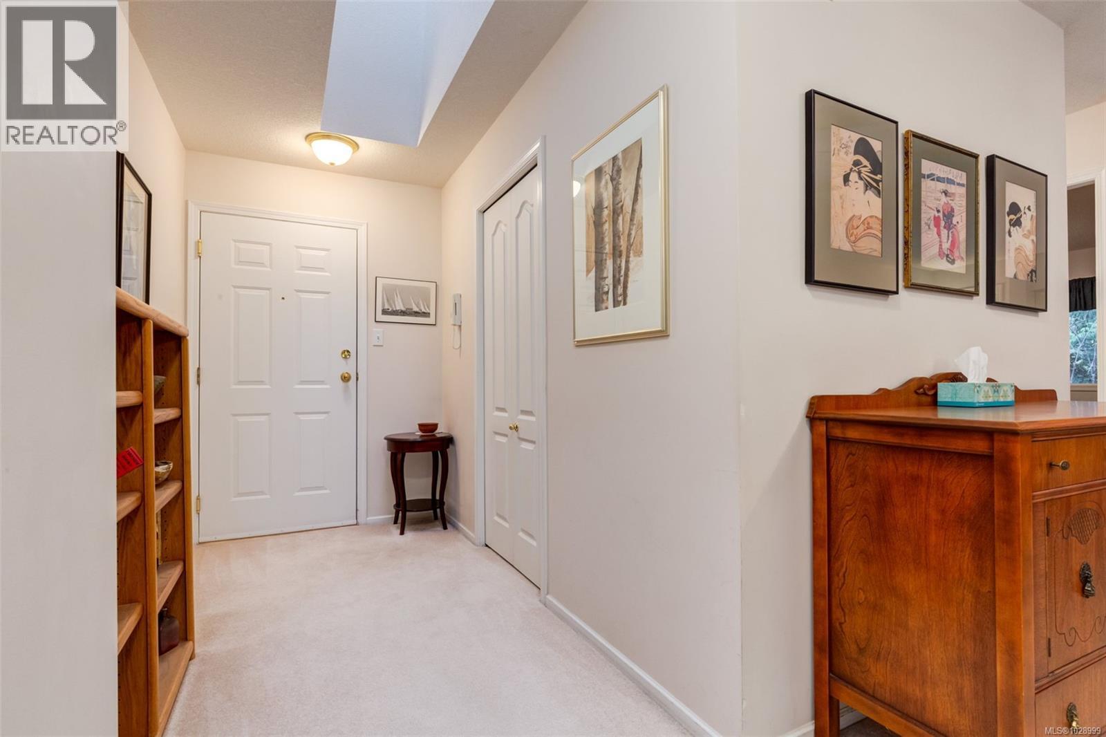 201 440 Schley Pl, Qualicum Beach, British Columbia  V9K 2M5 - Photo 6 - 1028999