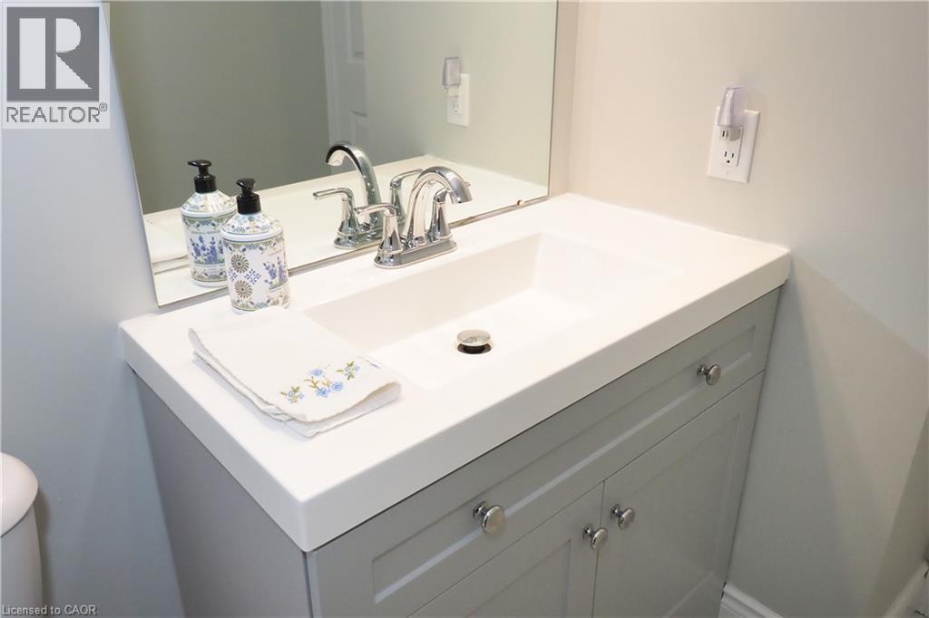 20 Fieldstone Walk, New Hamburg, Ontario  N3A 2G2 - Photo 31 - 40801501