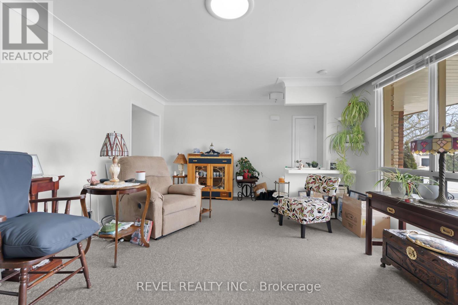 26 Wiltshire Drive, Brantford, Ontario N3R 5A9 - Photo 5 - X12901642