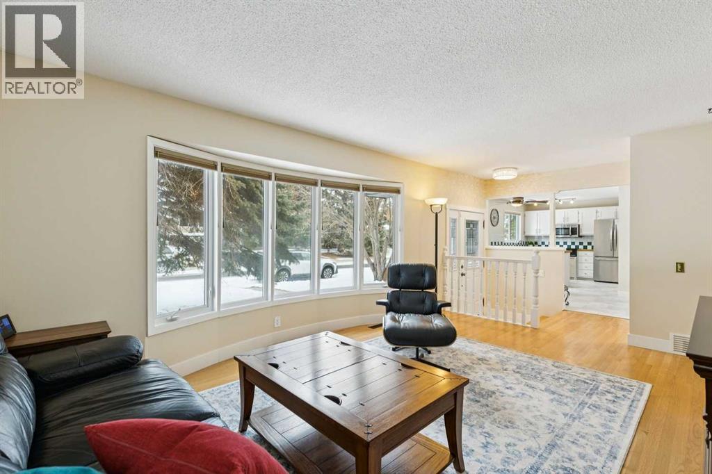 359 Norseman Road Nw, Calgary, Alberta  T2K 5N8 - Photo 6 - A2294663