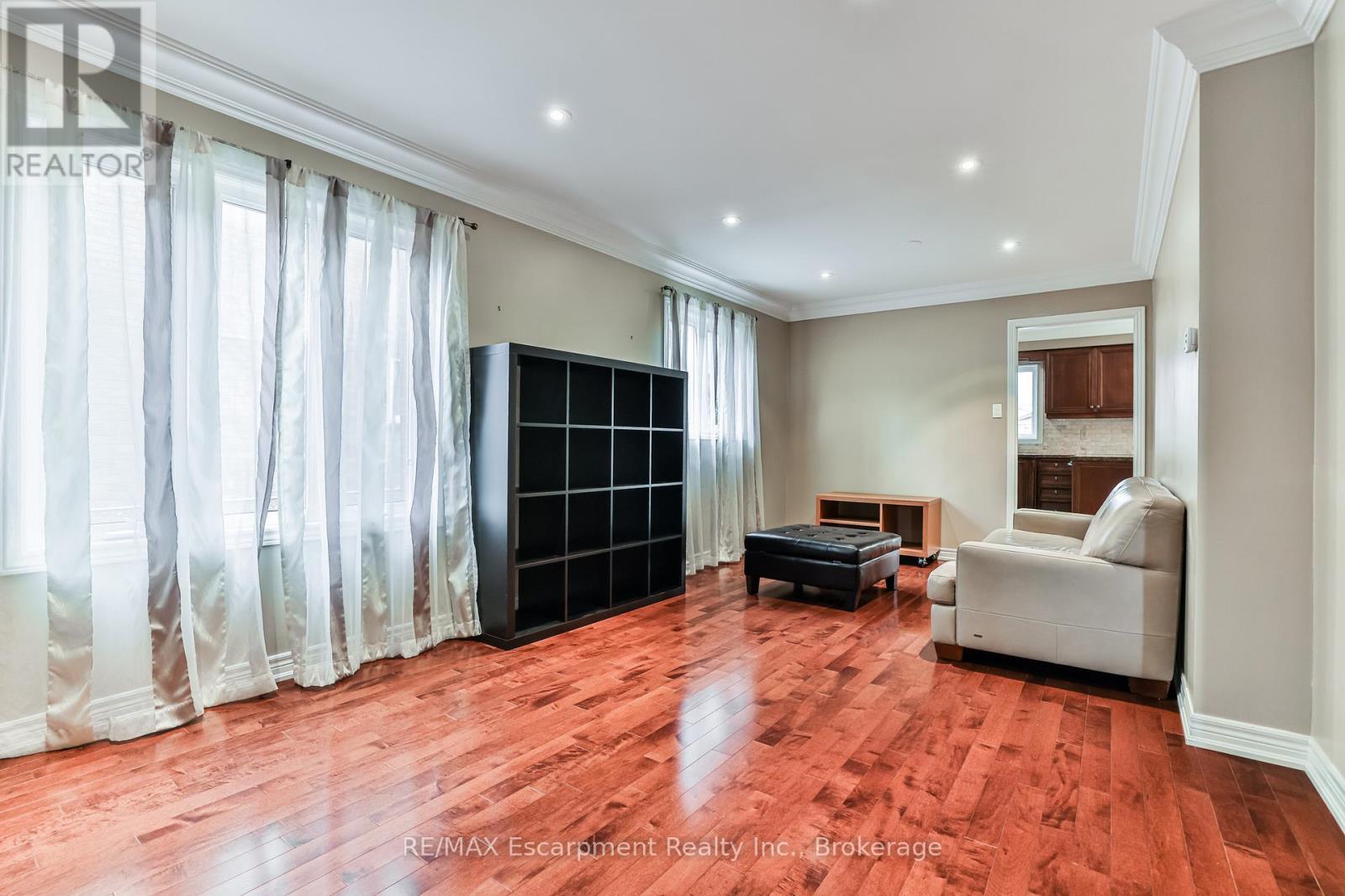 90 Waterfall Road, Vaughan, Ontario  L4L 5B2 - Photo 14 - N12902890