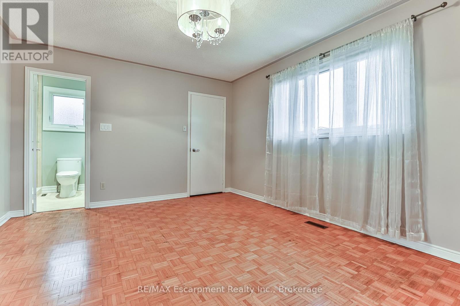 90 Waterfall Road, Vaughan, Ontario  L4L 5B2 - Photo 20 - N12902890