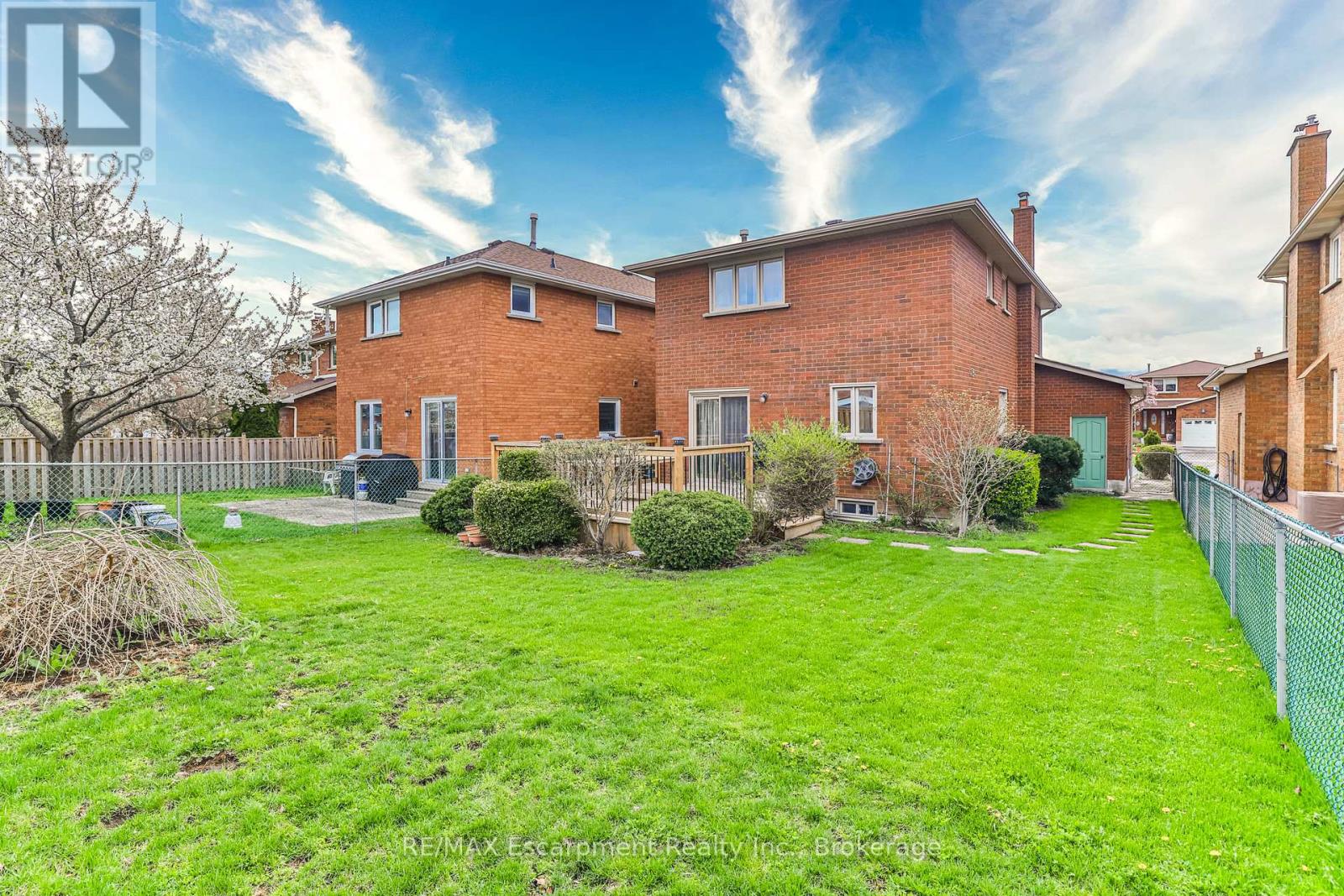 90 Waterfall Road, Vaughan, Ontario  L4L 5B2 - Photo 25 - N12902890