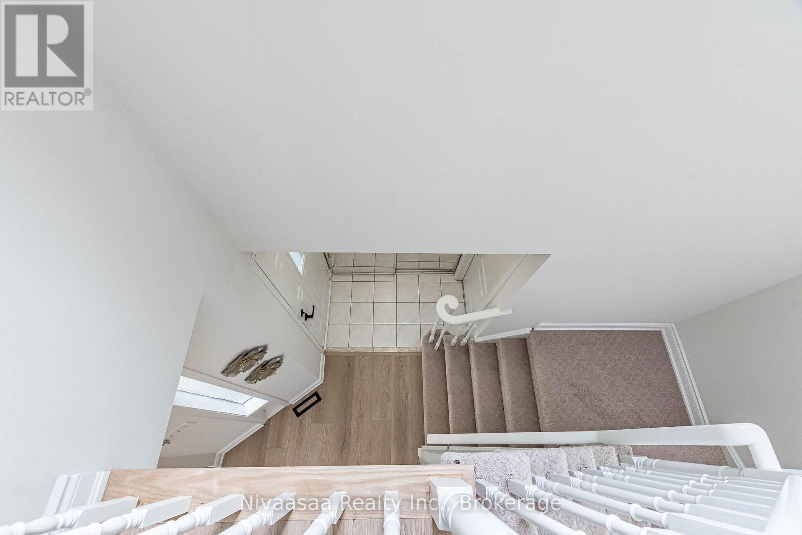 33 Pantages Court, Brampton, Ontario  L6S 5B7 - Photo 21 - W12902730