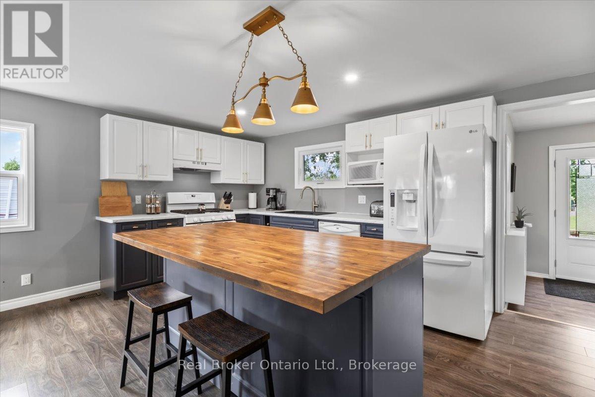 122668 Grey Road 9, West Grey, Ontario  N0G 1C0 - Photo 6 - X12767686