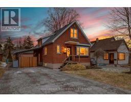449 BRANT STREET, Woodstock, Ontario