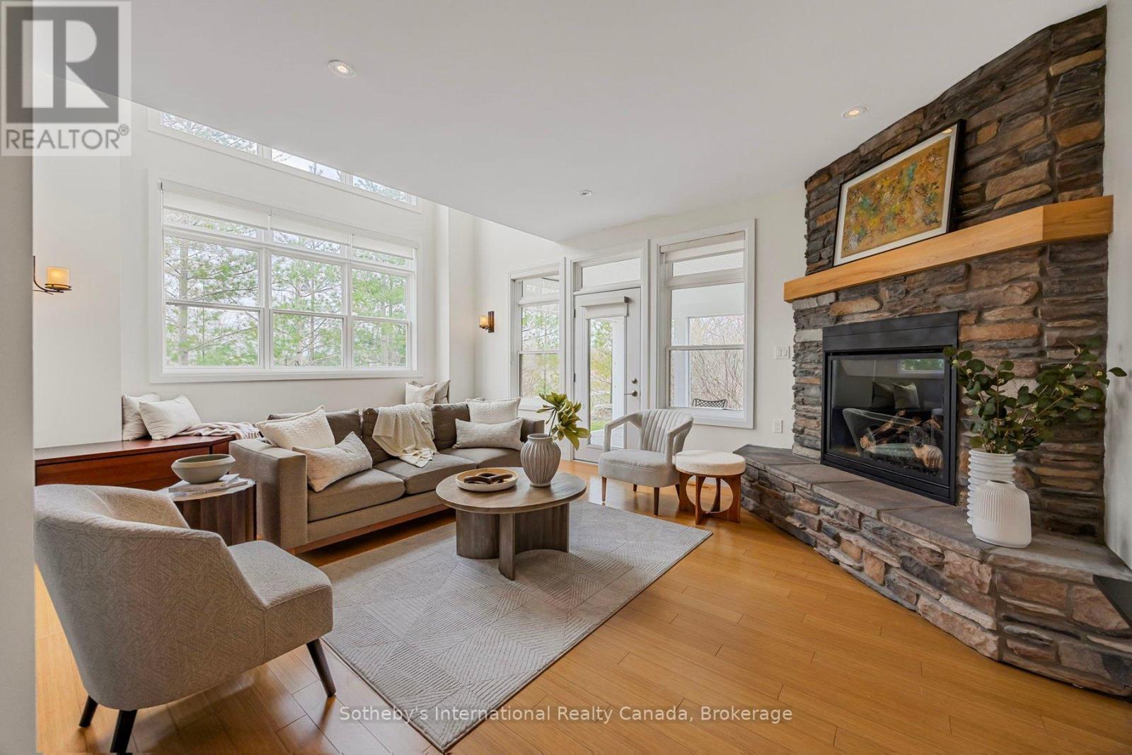 2 Swan Lane, Tay (Port Mcnicoll), Ontario  L0K 1R0 - Photo 12 - S12902836