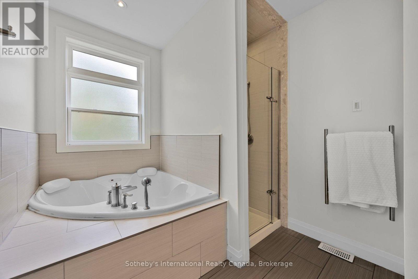 2 Swan Lane, Tay (Port Mcnicoll), Ontario  L0K 1R0 - Photo 23 - S12902836