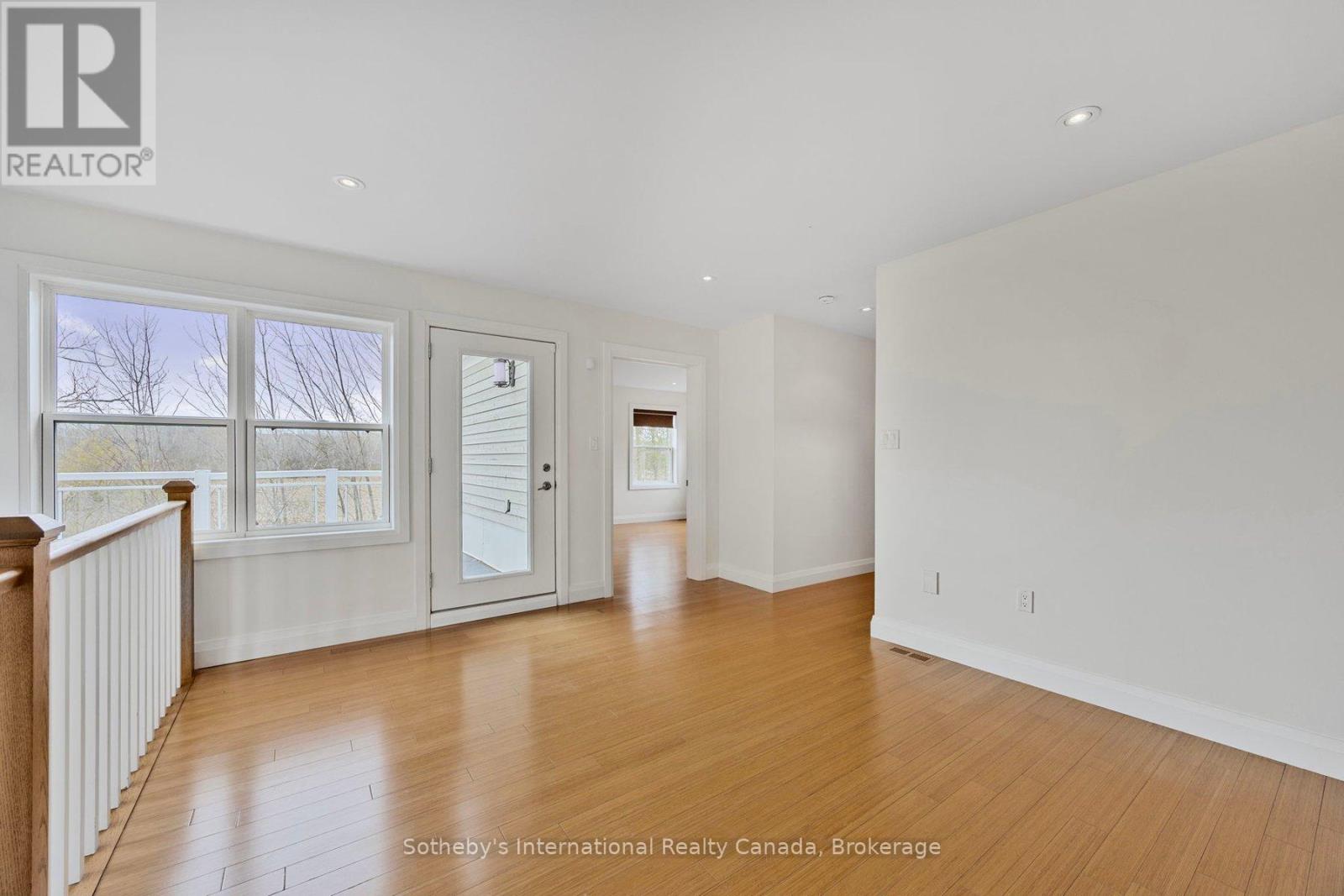 2 Swan Lane, Tay (Port Mcnicoll), Ontario  L0K 1R0 - Photo 27 - S12902836